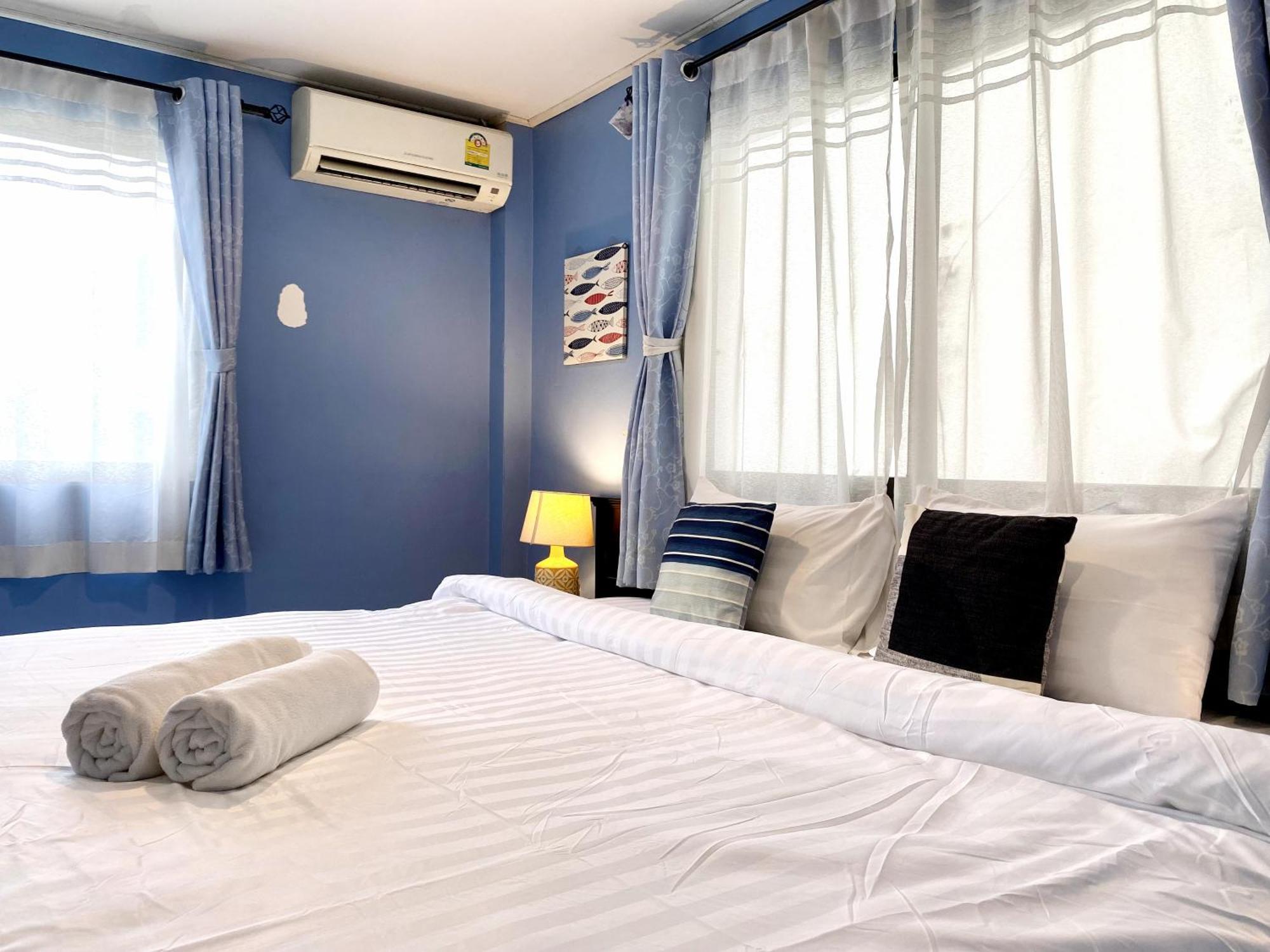 Beachwalk Minotel Patong Exterior photo